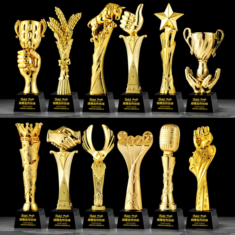 High Quality Custom New Design Engraved Gold Souvenir Award Resin Trophies