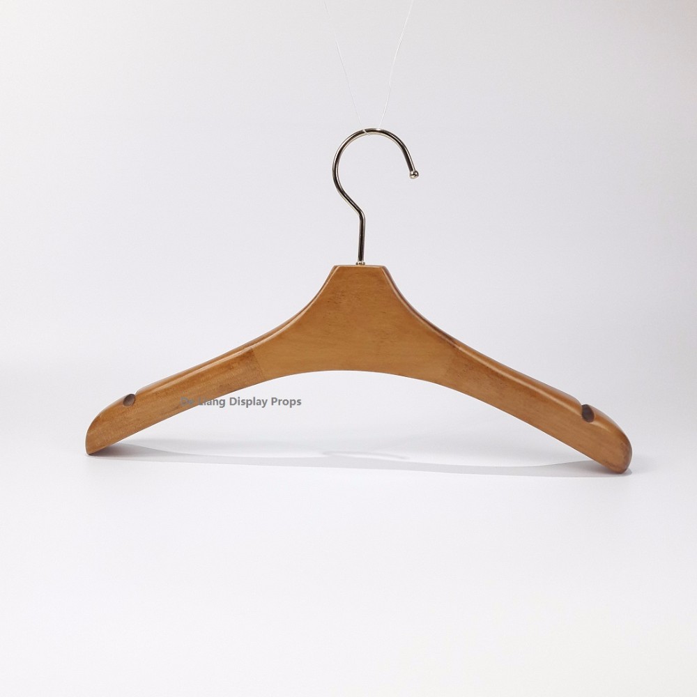 DL374 Coat top and bottom hanger lotuse wood with gold hook U-notch wood hanger