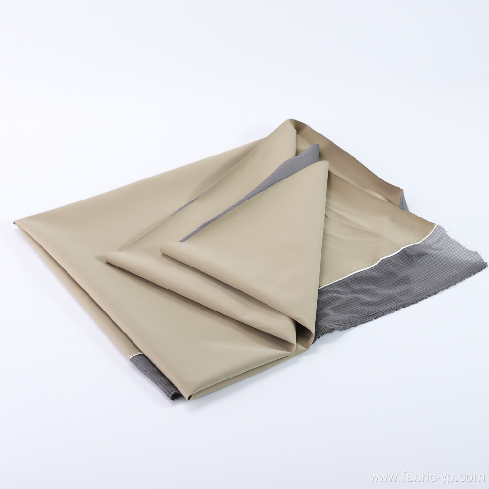 Waterproof and moisture permeable 3L composite fabric