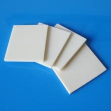 Placa de cerâmica quadrada industrial personalizada 99% 99,5% alumina