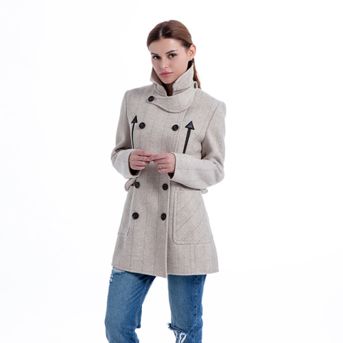 Cappotto in cashmere di puro colore alla moda