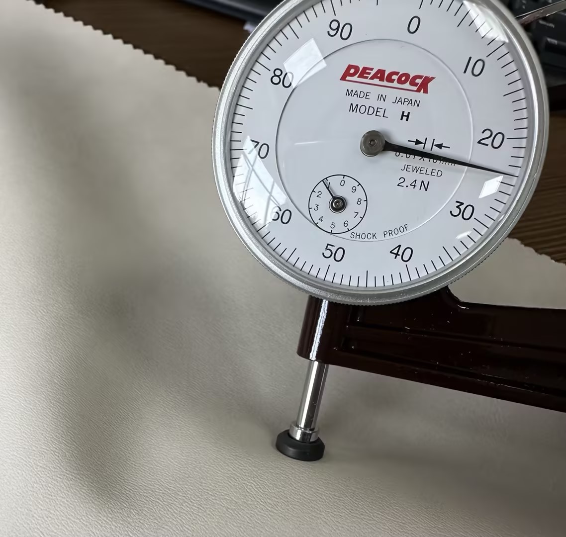 Couro PU de 1,25 MM para sofá