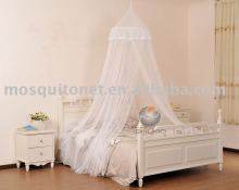 mosquito net / canopy