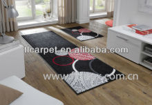 Fashionable Floor Runner