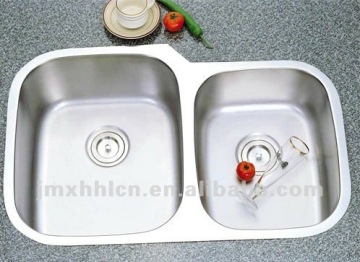 cUPC 60/40 Undermounted Double Bowl Kitchen Sink 8252
