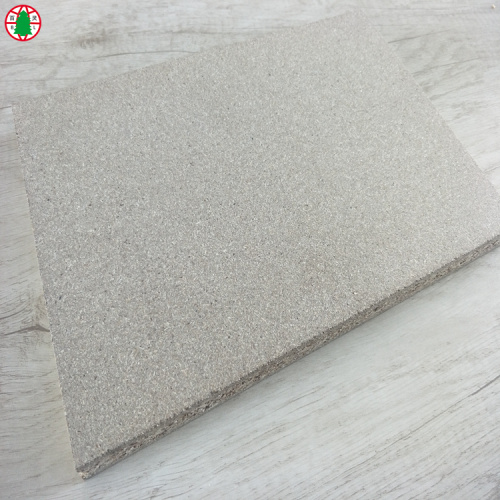 1220*2440*18 mm Plain face Particle board