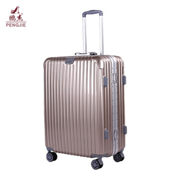 Large capacity long distance travel hard luggage