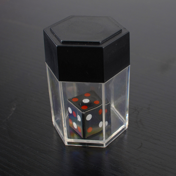 Close up magic dice bomb