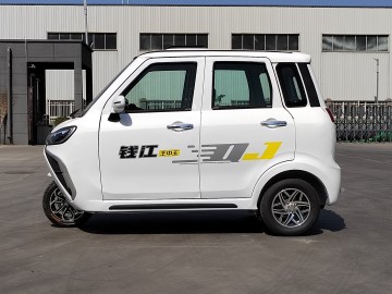 Reliable Full-shed Three-wheel Vehicle for Daily Rides