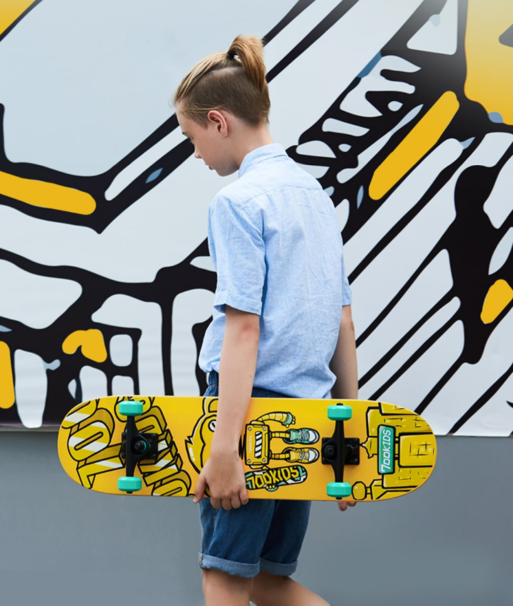 700kids Children Skateboard