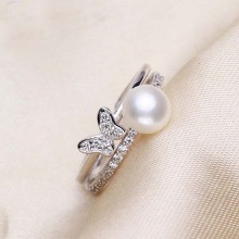 Fake Pearl Engagement Ring Designs for Women
