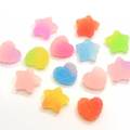 Großhandel 100pcs Candy Resin Cabochon Doppelfarben Flatback Kawaii Stern Herzform Schleim Perlen für Craft Girl Hair Center