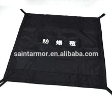 Bomb blanket with fence