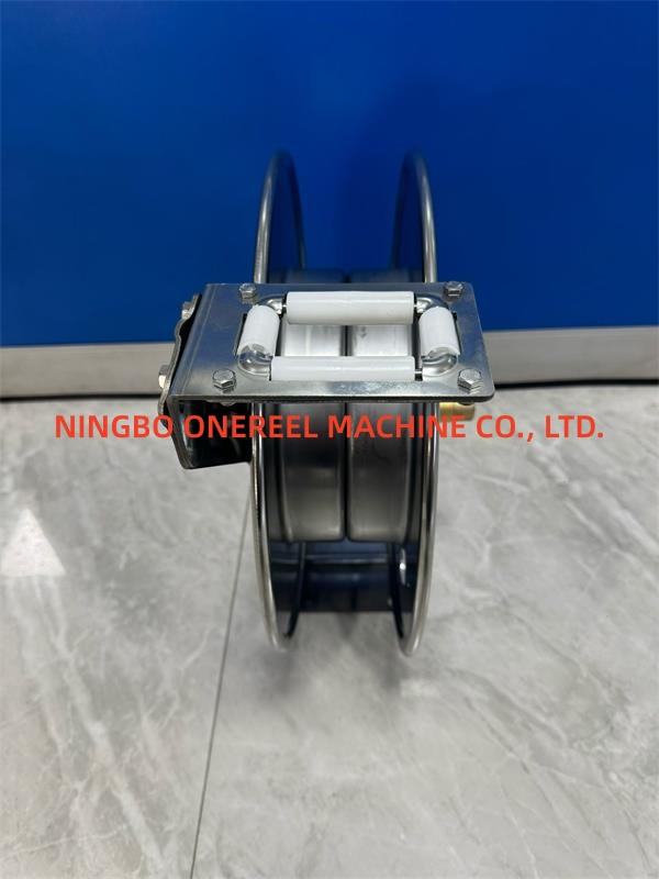 Retractable Welding Double Hose Reel (7) Retractable Welding Double Hose Reel (7)