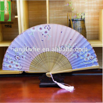 Lady crafts folk technique custom asian fans