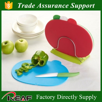 PP materail Oval Cutting Board