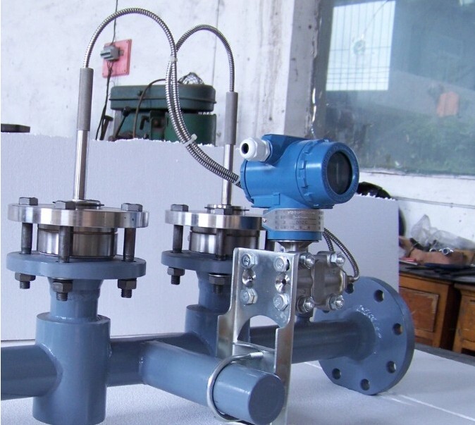 Tri Clamp Type Sanitary Differential Pressure Transmitter For Milk Beer Tank Level Measurement