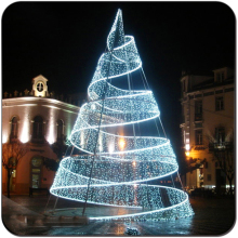 Giant Christmas tree light up PE`s beachfront