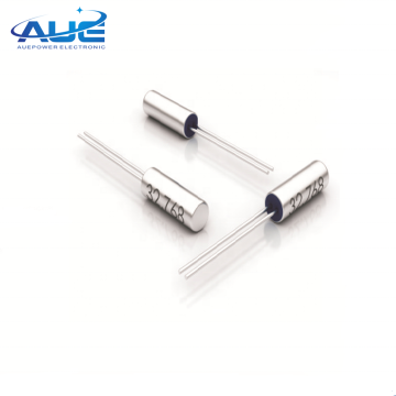 3x8mm Through Hole Quartz Crystal Resonator