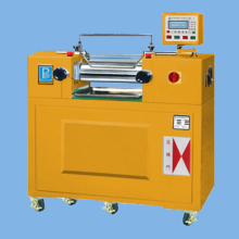 Oil heating water cooling lab two roll mill