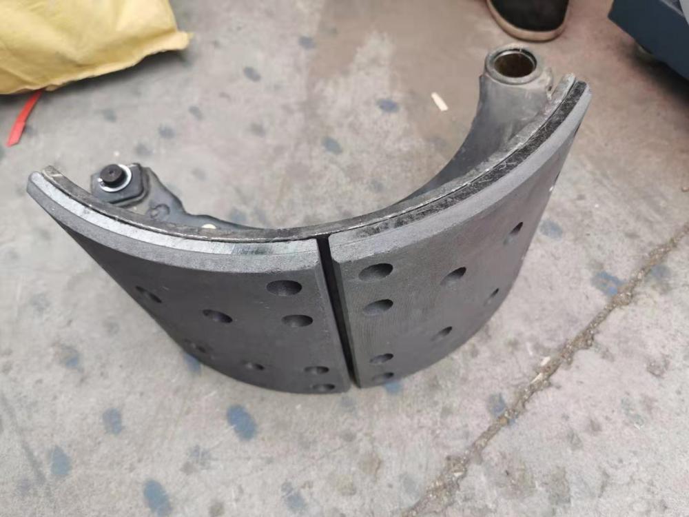 Sintruck Rear Drum Break AZ9761450100