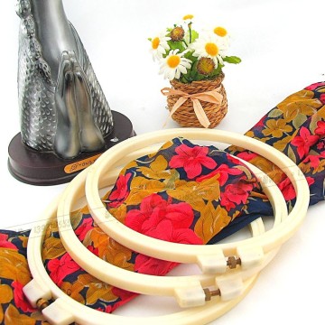 Wholesale cross stitch materials embroidery hoops, cross stitch frames