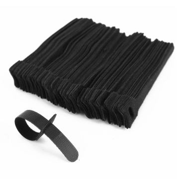 100 PCS à cravate de câble en nylon noir réutilisable