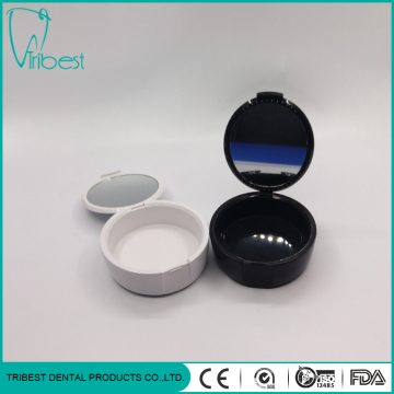 Portable Plastic Round Denture Case