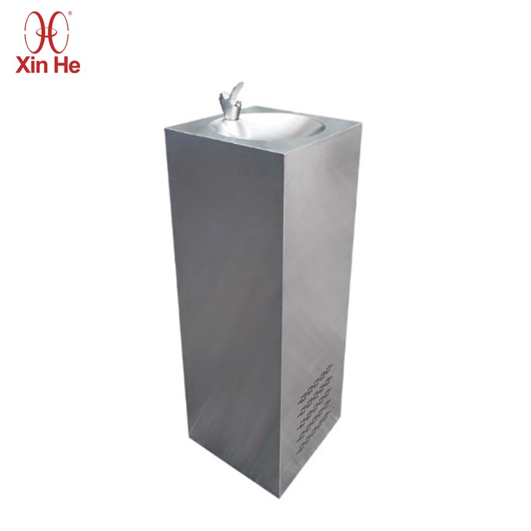 freestanding drinking fountain (2)