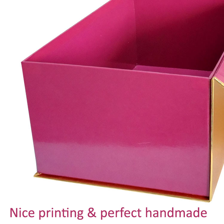 Ribbon decorative cardboard box with bag