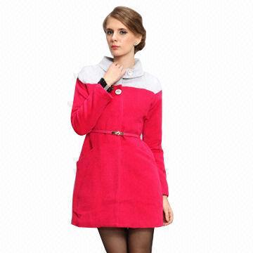 Women's woolen elegant coat with contrast color