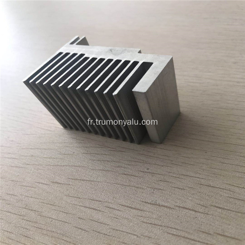 Aileron de refroidissement de radiateur en aluminium extrudé CNC 3003