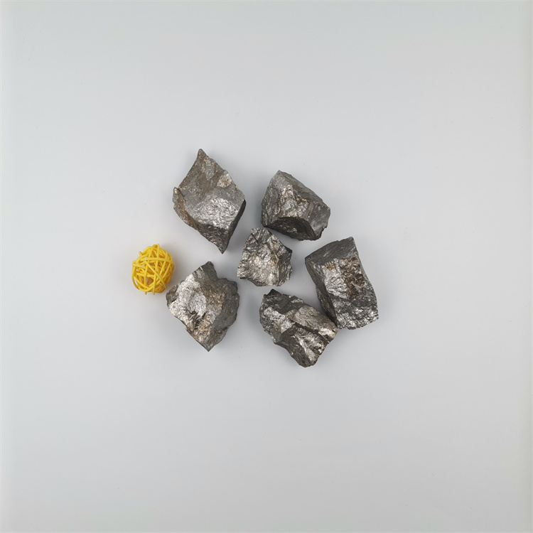 ပုံမှန်အမည် default name