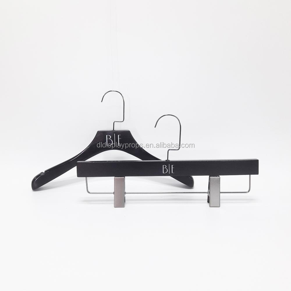 Clothes Brand Matt Black Wooden Top Bottom Pants Hanger with gun black hook