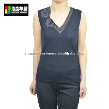 Woman wool cashmere blended Sweater Vest, Women Black Cool Sweater Vest