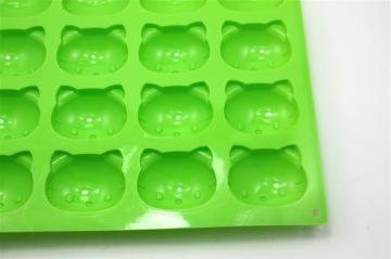 Plastic rectangle cake mould