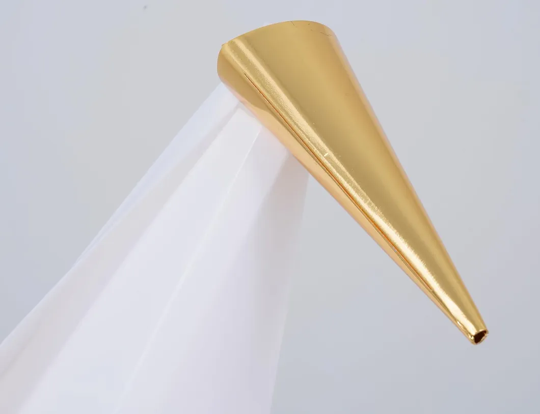 Modern Nordic Decorative Bird Lamp with Luxury Gold Crane Design