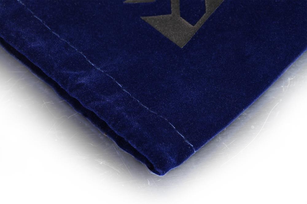 Custom Navy sammet smycken presentpåse med logotyp