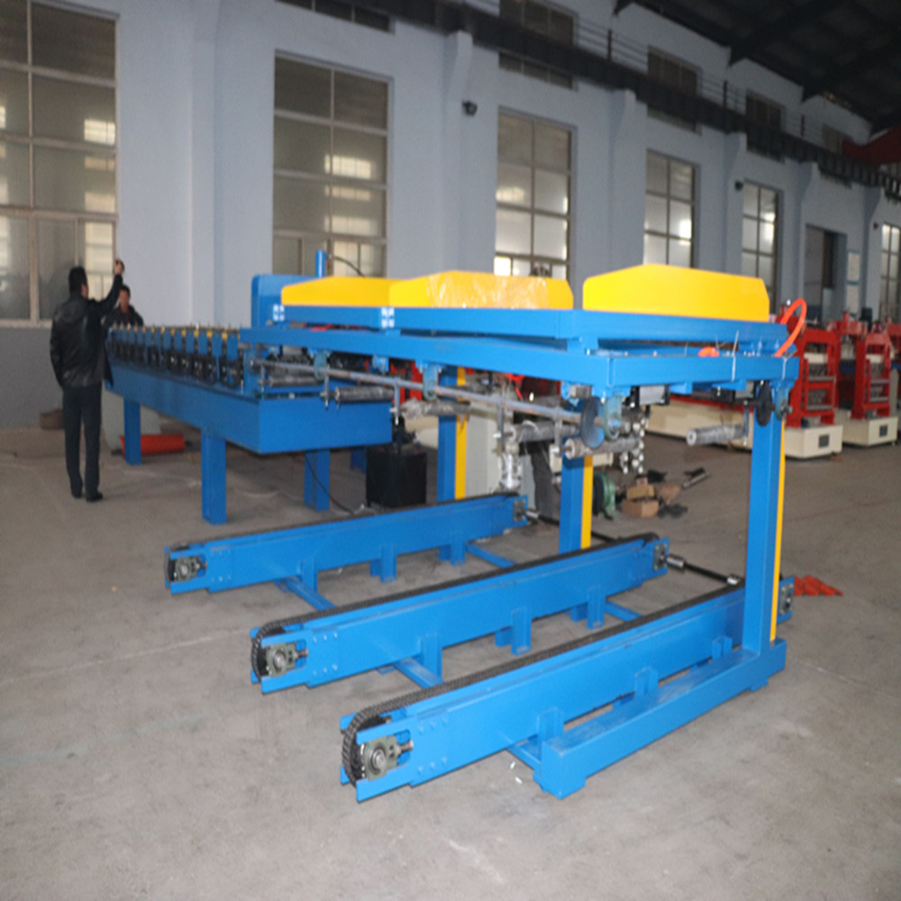 Automatic metal roof sheet stacker