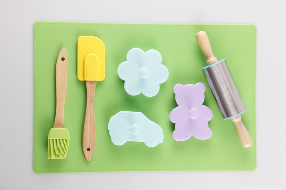 Silicone cake baking set for home kitchen