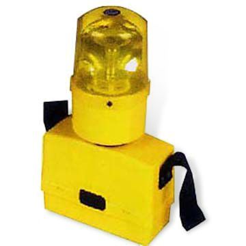 Traffic Light, Available in Red or Yellow, 12V/10W Light Source, 1,000ft Visible from DistanceNew