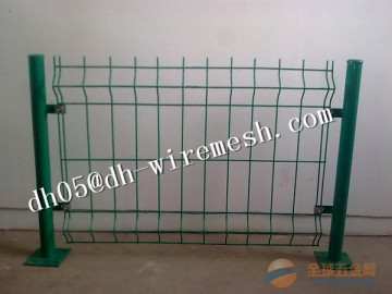 pvc coated Cheap Triangle Fence/ Triangle Bending Fence