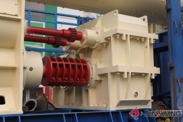 Tile machinery gearbox