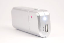 Emergency Universal Battery Recharger With 2 Usb Output For Camrea