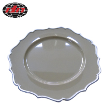 Plastic Plates Silver Edge