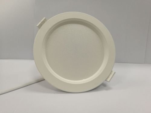 Downlight LED à 7 watts avec capteur de radar à 360 °