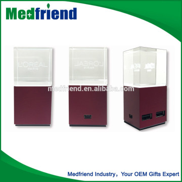 USB Hub with crystal light-up logo