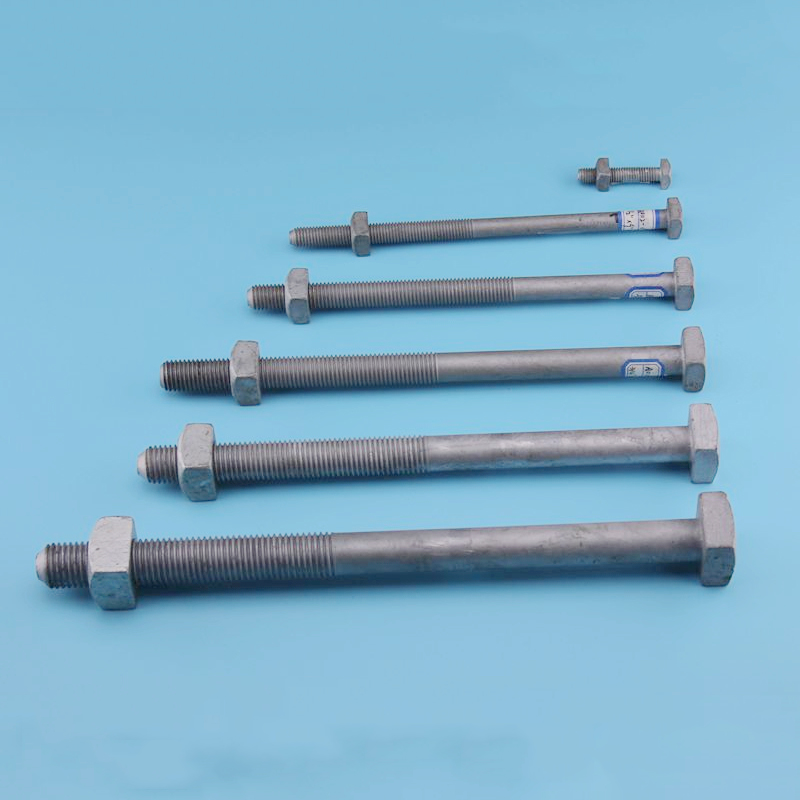 Csavargép szögletes feje a közműoszlopnak