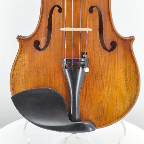 Violino de bordo inflamado de abeto Violino de grau médio