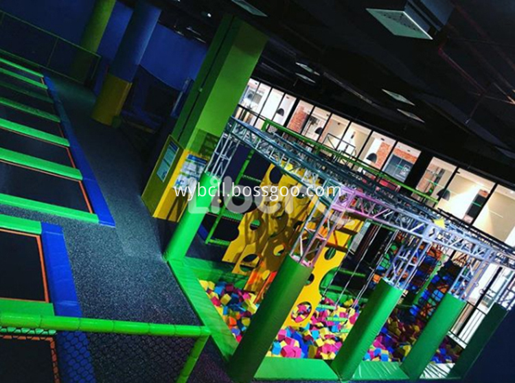 indoor children trampoline